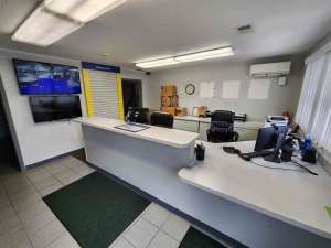 Extra Space Storage - 3686 - Decatur - Covington Hwy - Photo 3