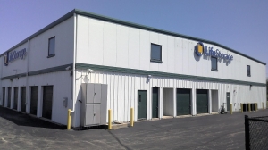 Extra Space Storage - 3694 - Batavia - Kirk Rd