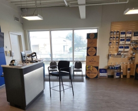 Extra Space Storage - 3735 - Tampa - 20th St - Photo 3