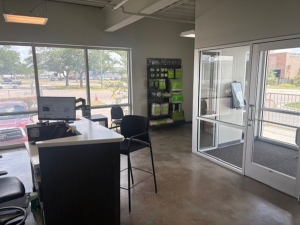 Extra Space Storage - 3735 - Tampa - 20th St - Photo 5