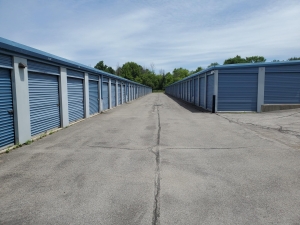 Extra Space Storage - 3737 - Orchard Park - Big Tree Rd - Photo 3