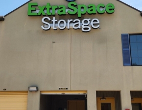 Extra Space Storage - 3764 - Dallas -13820 Montfort Dr. - Photo 6
