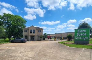 Extra Space Storage - 3796 - Pearland - 1729 Broadway St - Photo 6