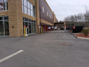 Extra Space Storage - 3825 - Ashland - Union St - Photo 2