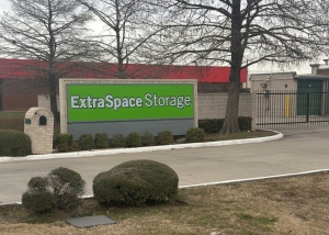Extra Space Storage - 3843 - Carrollton - Old Denton Road - Photo 7