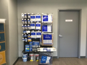 Extra Space Storage - 3861 - Milwaukee - 8th St - Photo 7