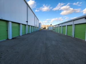 Extra Space Storage - 3865 - Chicago - Roosevelt Rd - Photo 4