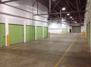 Extra Space Storage - 3875 - St Louis - Vandeventer Ave - Photo 2
