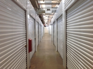 Extra Space Storage - 3875 - St Louis - Vandeventer Ave - Photo 4