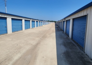 Extra Space Storage - 3889 - Leander - Hero Way - Photo 4