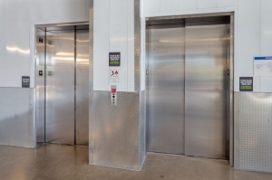 Extra Space Storage - 3908 - Scottsdale - Paradise Ln - Photo 4