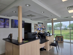 Extra Space Storage - 3922 - McAllen - Trenton Rd - Photo 3