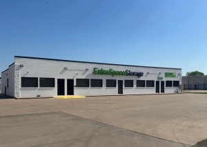Extra Space Storage - 3929 - Alvarado - FM 917