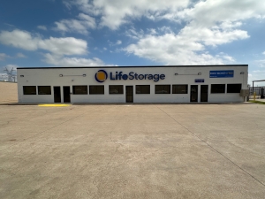 Extra Space Storage - 3929 - Alvarado - FM 917 - Photo 6