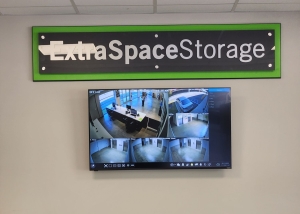 Extra Space Storage - 4005 - Columbus - Auburn Ave - Photo 7