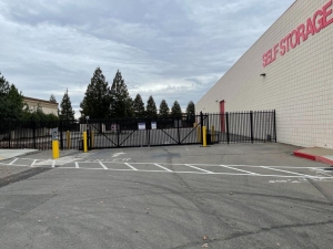 Life Storage - 4012 - Antelope - Watt Ave - Photo 6