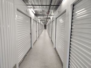 Extra Space Storage - 4037 - Pearland - Kingsley Dr - Photo 5