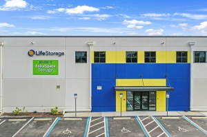 Extra Space Storage - 4044 - Clearwater - 1016 Belcher Rd