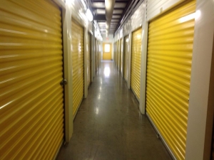 Life Storage - 4051 - Jackson - 6011 I-55 North - Photo 4