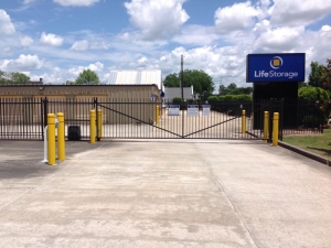 Life Storage - 4071 - Lafayette - Congress St. - Photo 5