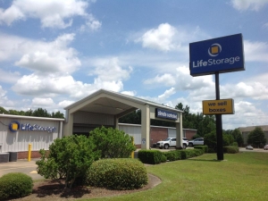 Life Storage - 4073 - Hattiesburg - Classic Dr - Photo 1
