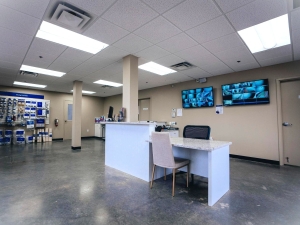 Extra Space Storage - 4144 - Nashville - Inverness Ave - Photo 3