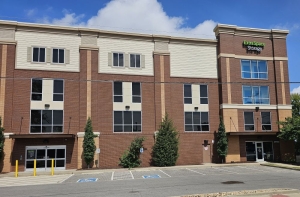 Extra Space Storage - 4144 - Nashville - Inverness Ave - Photo 6