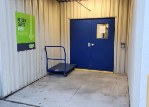 Extra Space Storage - 4146 - Marietta - Powder Springs Rd SW - Photo 2