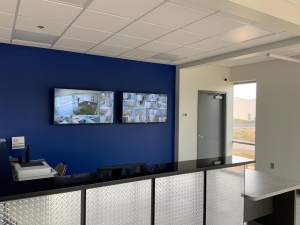 Extra Space Storage - 4163 - Huntsville - 2312 Memorial Pkwy - Photo 3