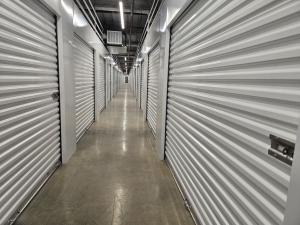 Extra Space Storage - 4163 - Huntsville - 2312 Memorial Pkwy - Photo 5