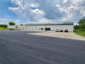 Extra Space Storage - 4181 - Lake Bluff - Albrecht Dr