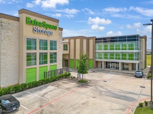 Extra Space Storage - 1945 - Richmond - Grand Pkwy S - Photo 6