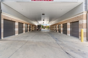 Extra Space Storage - 2060 - Dallas - Greenville Ave - Photo 4