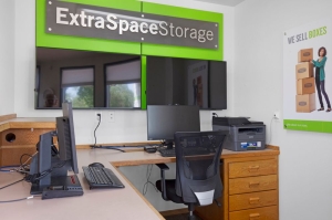 Extra Space Storage - 6000 - Colorado Springs - Ore Mill Rd - Photo 3