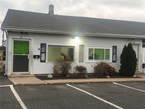 Extra Space Storage - 6028 - East Longmeadow - Maple Street