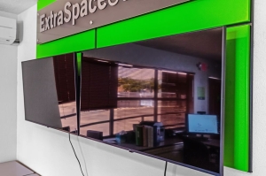 Extra Space Storage - 6044 - Albuquerque - Snow Heights Blvd - Photo 7