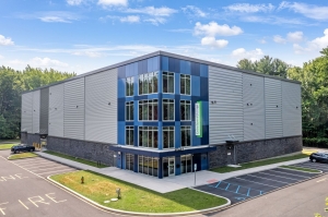 Extra Space Storage - 6065 - Newark - Chapman Rd