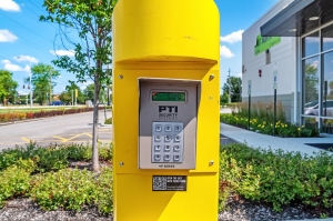 Extra Space Storage - 6067 - Glenview - W Lake Ave - Photo 2