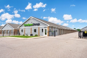 Extra Space Storage - 6087 - Grand Rapids - Creekside View Dr SE