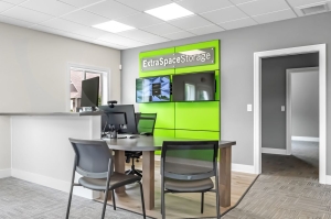 Extra Space Storage - 6087 - Grand Rapids - Creekside View Dr SE - Photo 3