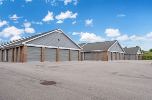 Extra Space Storage - 6087 - Grand Rapids - Creekside View Dr SE - Photo 5