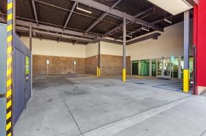Extra Space Storage - 6120 - Azusa - Foothill Blvd - Photo 3