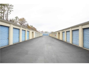 Extra Space Storage - 6149 - Knoxville - Deerbrook Dr - Annex - Photo 4