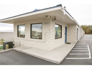 Extra Space Storage - 6150 - Knoxville - Weisgarber Rd