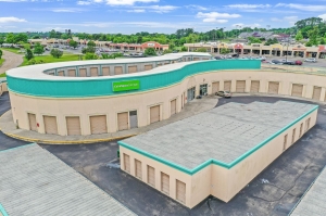 Extra Space Storage - 6151 - Knoxville - Downtown West Blvd - Photo 6