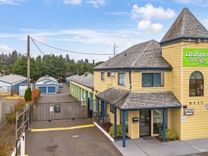 Extra Space Storage - 6164 - Tacoma - Hosmer St - Photo 2