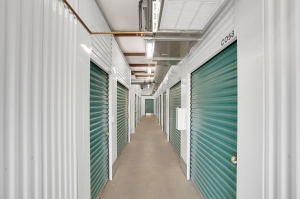 Extra Space Storage - 6210 - Victorville - Ridgecrest Rd - Photo 6