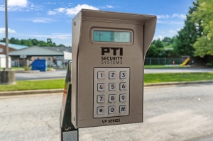 Extra Space Storage - 7313 - Simpsonville - Fairview Rd - Photo 3