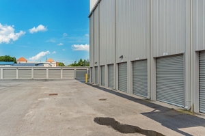 Extra Space Storage - 7313 - Simpsonville - Fairview Rd - Photo 5