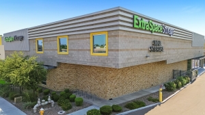 Extra Space Storage - 7412 - Phoenix - 6316 N 7th St